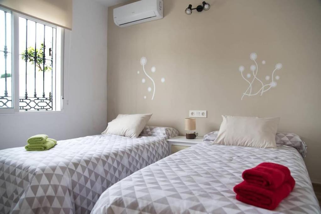 House W Shared Pool, Perfect For Small Families Fuengirola Extérieur photo
